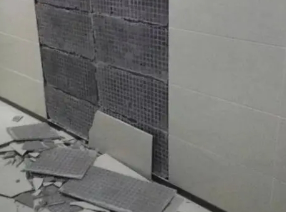 都匀瓷砖空鼓维修公司分享下都匀墙砖松动维修的知识